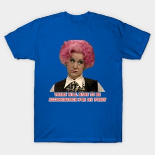 Mollie Sugden as Mrs. Slocombe: Are You Being Served? T-Shirt